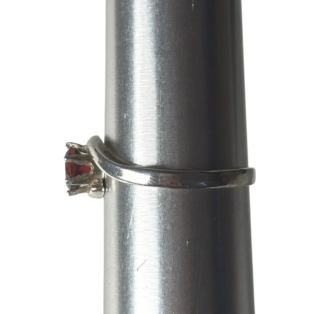 Vintage Dainty Silver Tone Red Stone Ring Size 6 Garnet Style
